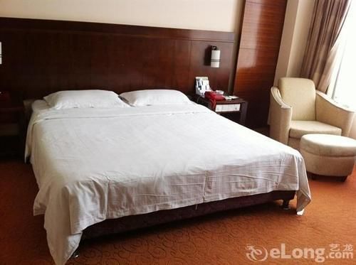 Jiujiang Futai 118 Hotel Rainbow Kültér fotó