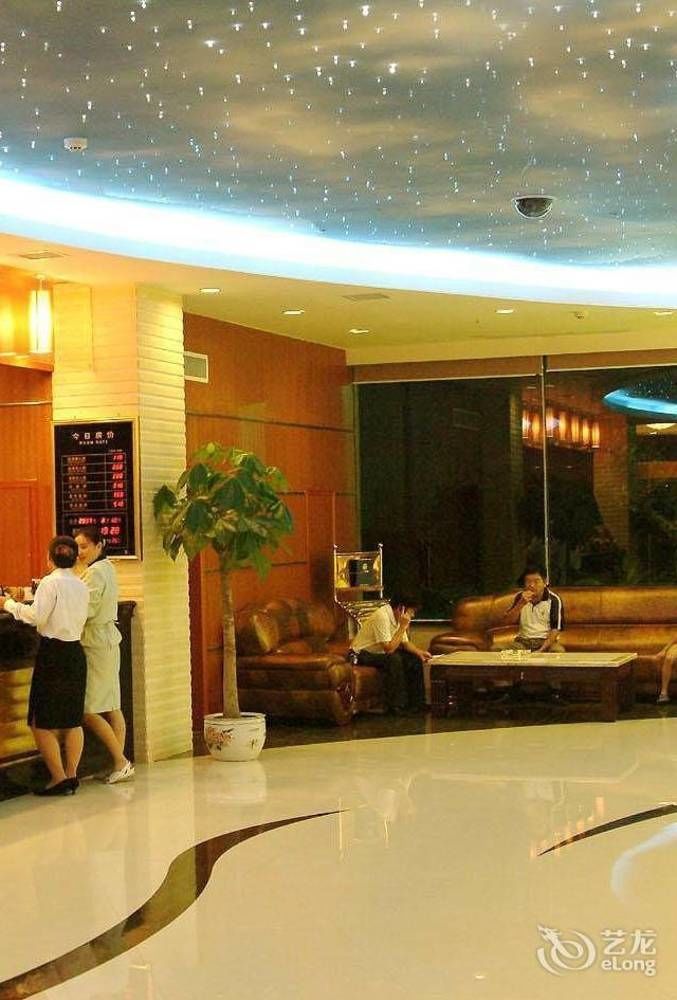 Jiujiang Futai 118 Hotel Rainbow Kültér fotó